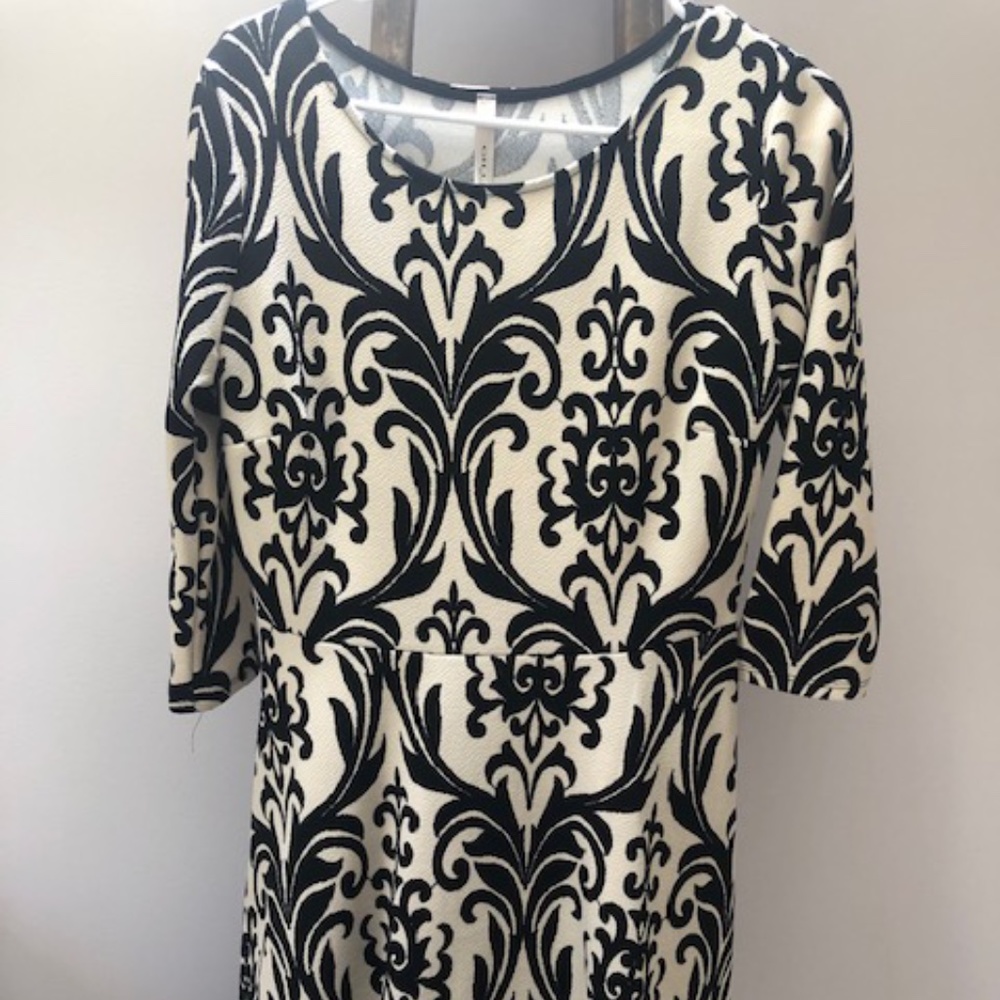 Black and Cream dress